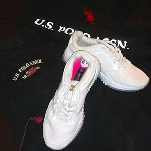 8.5 Polo Assn tennis shoes